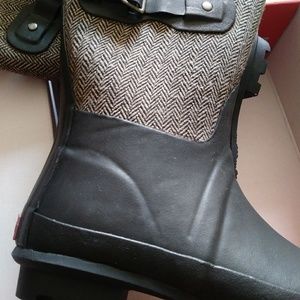 Chooka Boots Beautiful Tweed and Rubber Rainboots